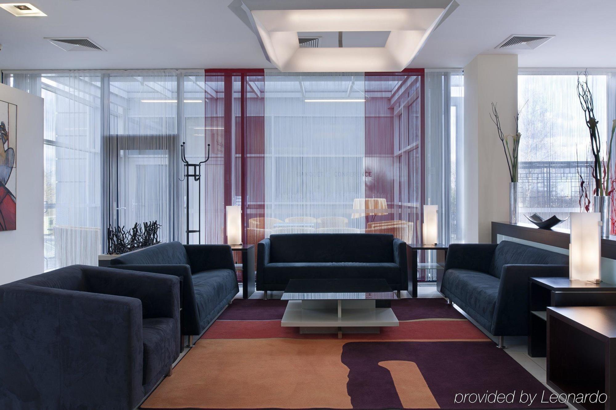 Hotel Airport By Ihg Praha